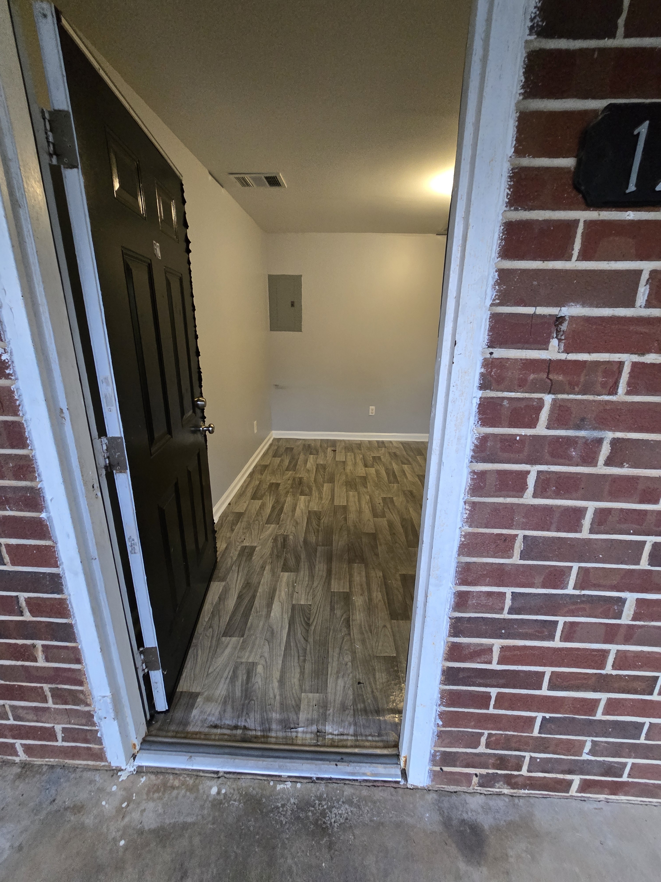1233 Woolfolk Terrace