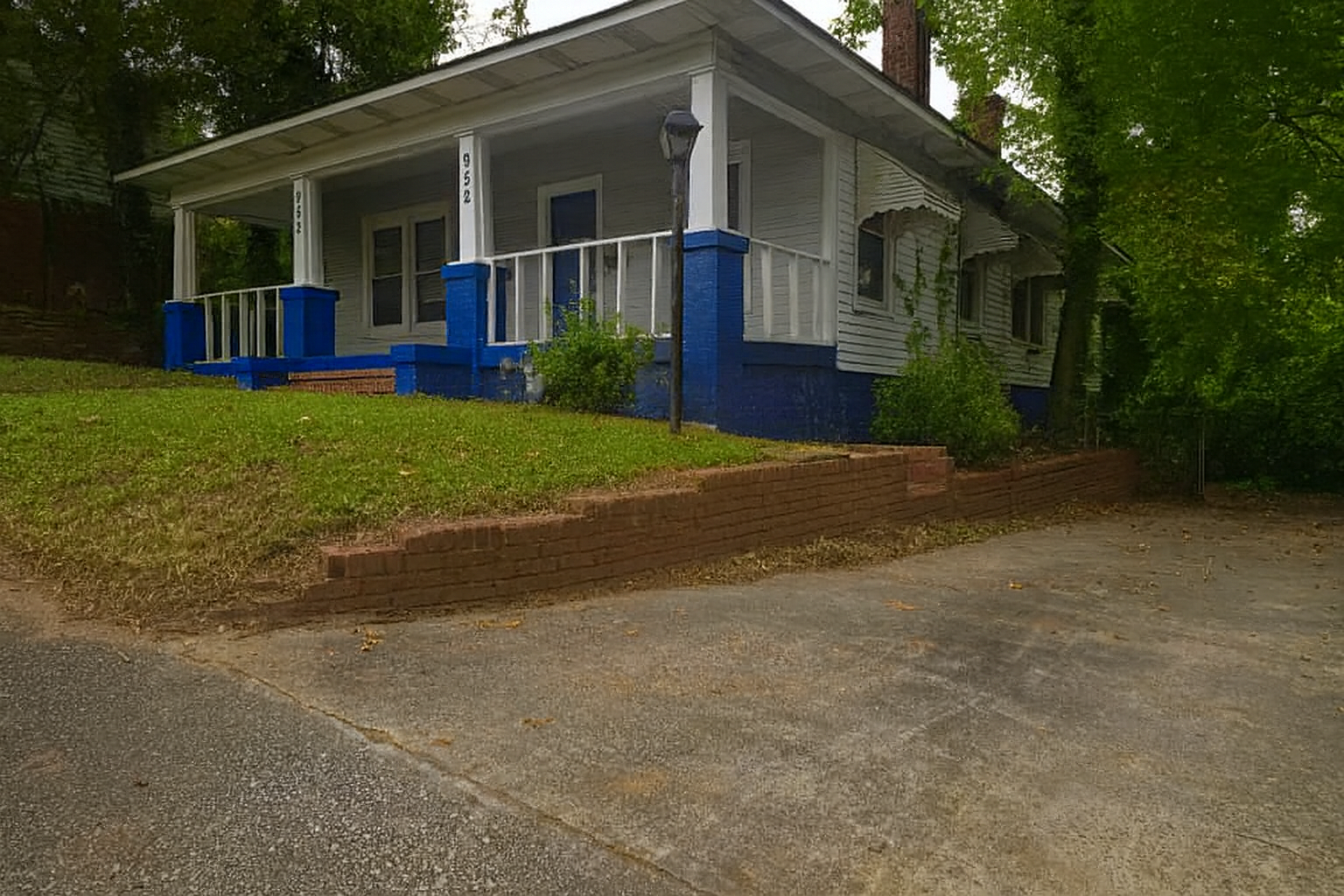 952 Curry Place