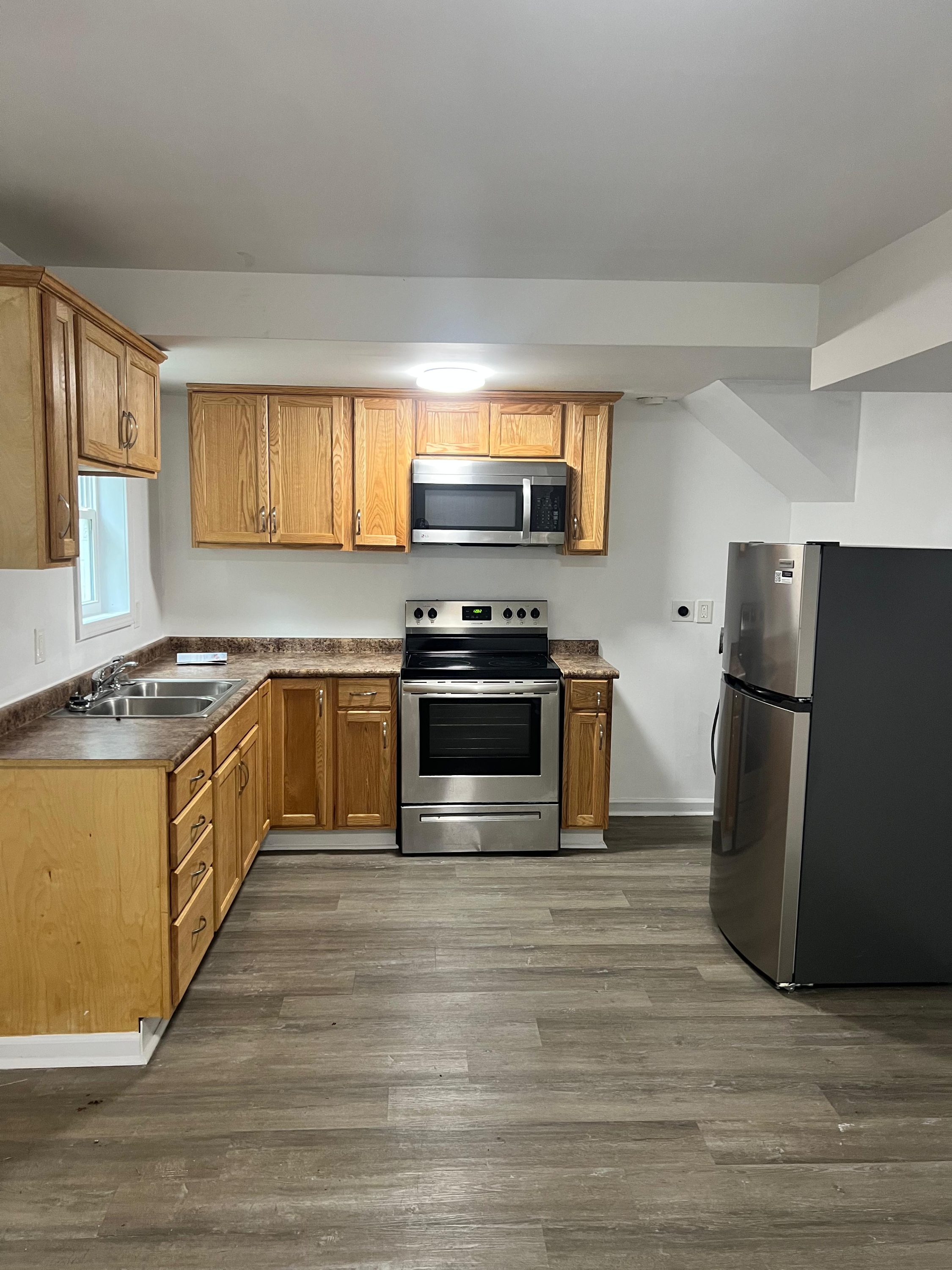 2445 Lowe Street - 3